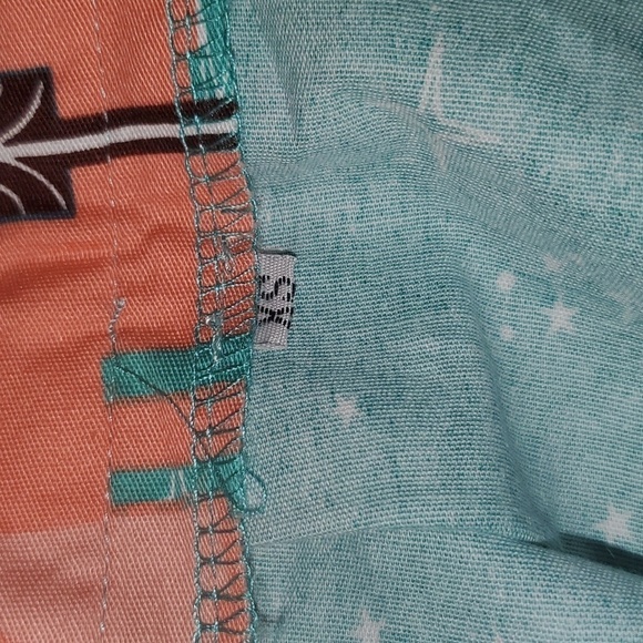 Women's Retro New York City Liberty Landmarks Pleated Novelty Skirt.  Size XS - Picture 11 of 13